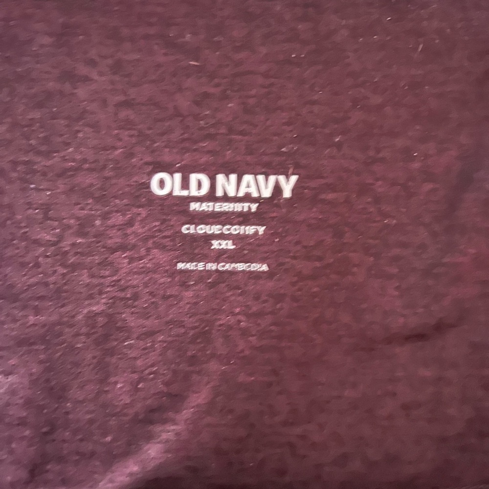 Old Navy Maternity leggings in Maroon